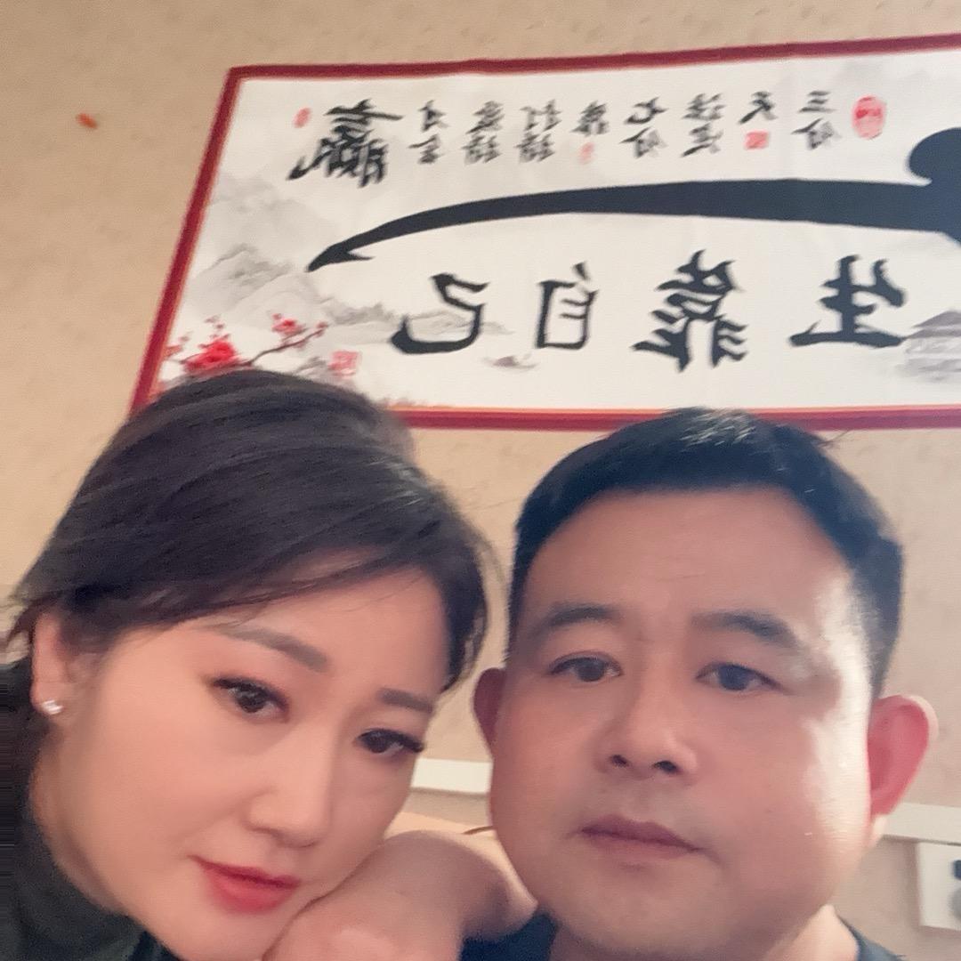 周允波（大波服饰）