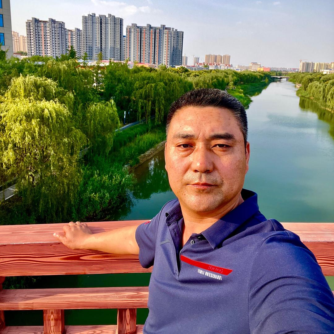 高大壮，汇台金