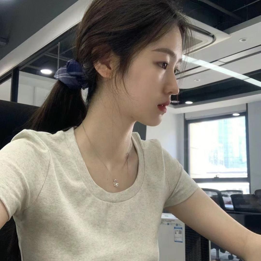 爱干净的美女