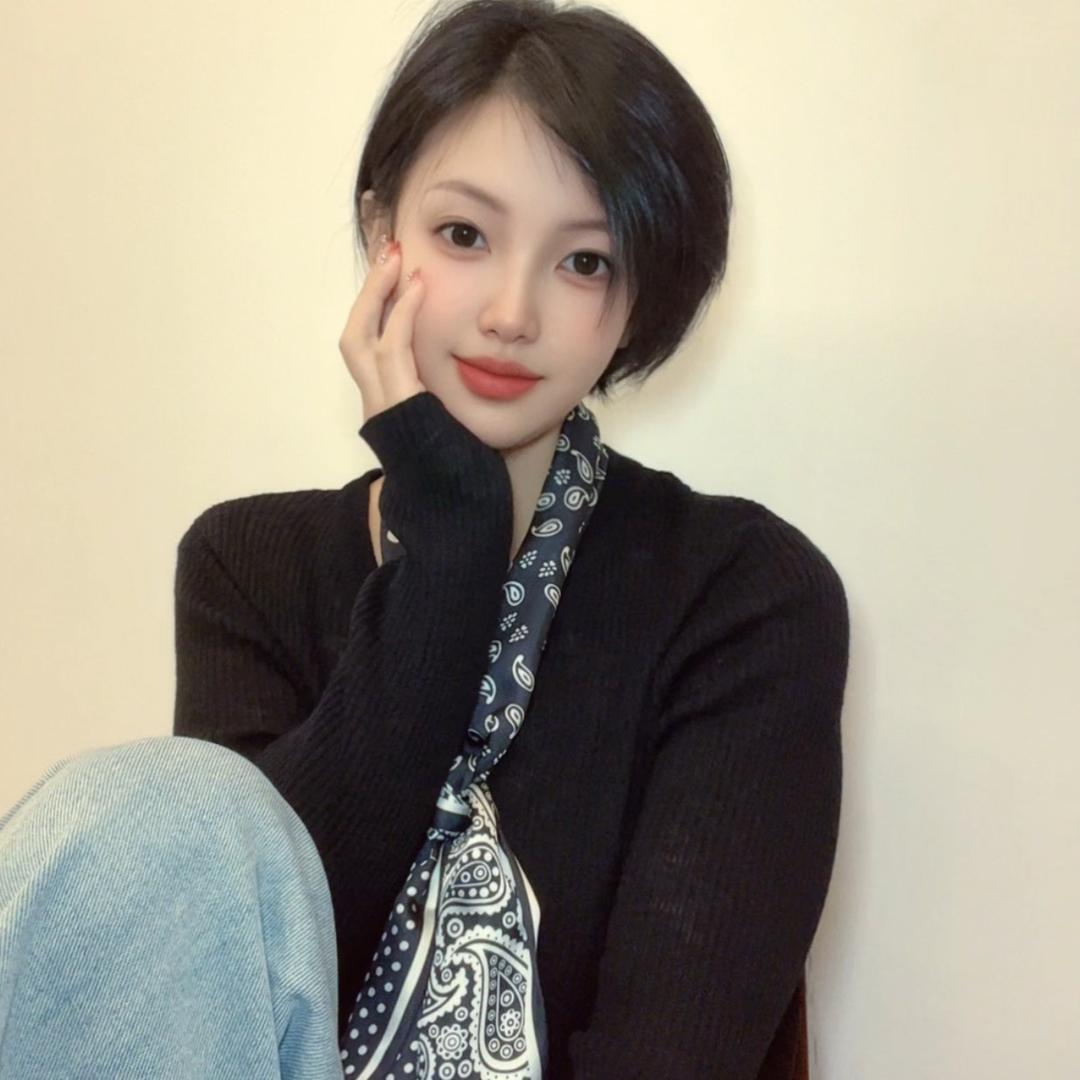 短发小姐姐🎤