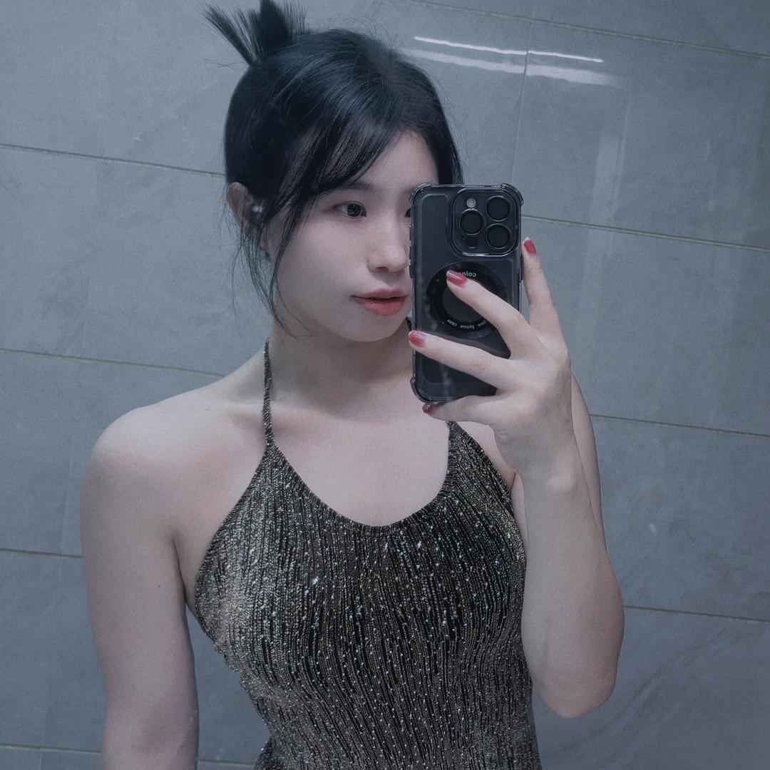 撸铁油菜花