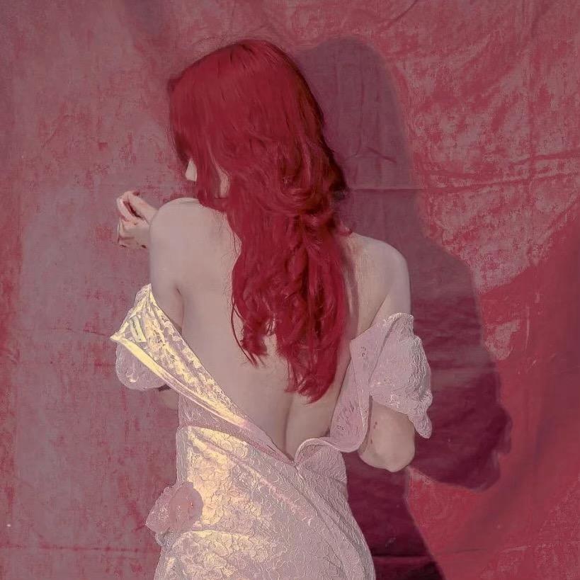 June 的绘画笔迹