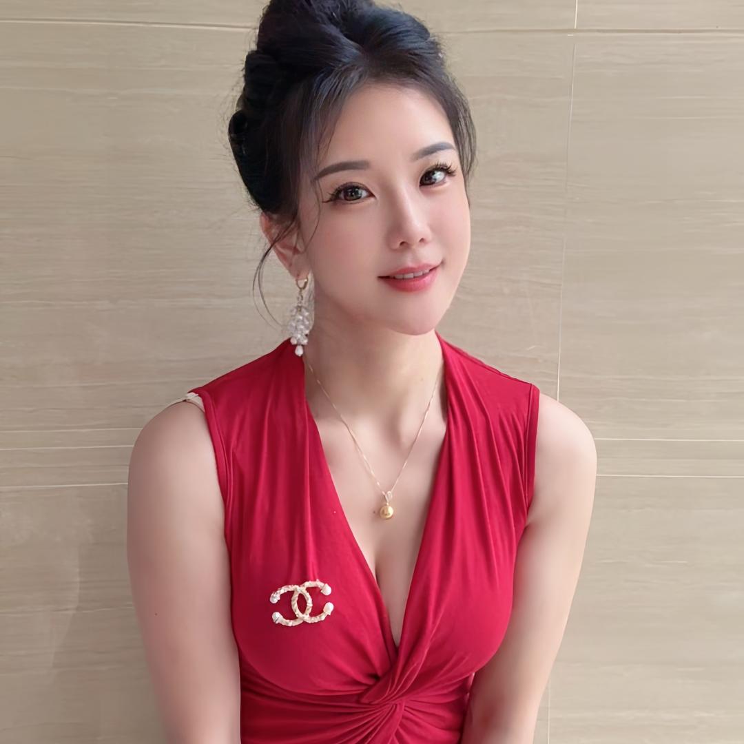 丽丽💋💋