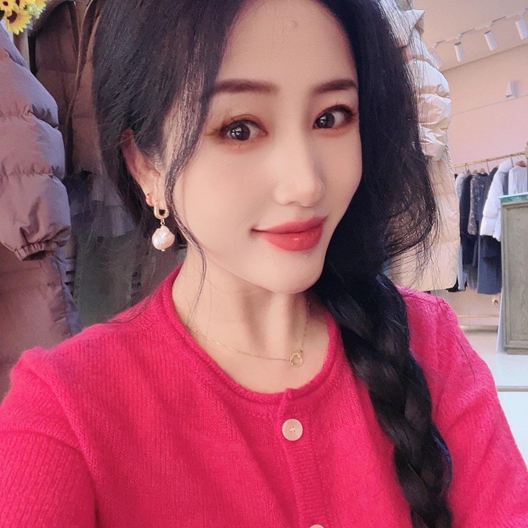 张慧（女装）