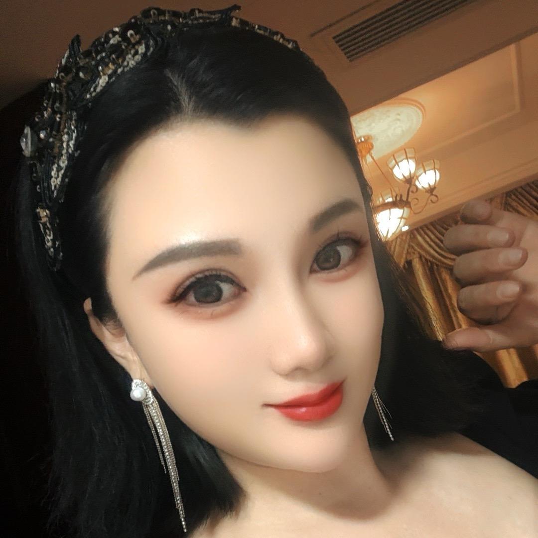 简爱坊服装服饰店