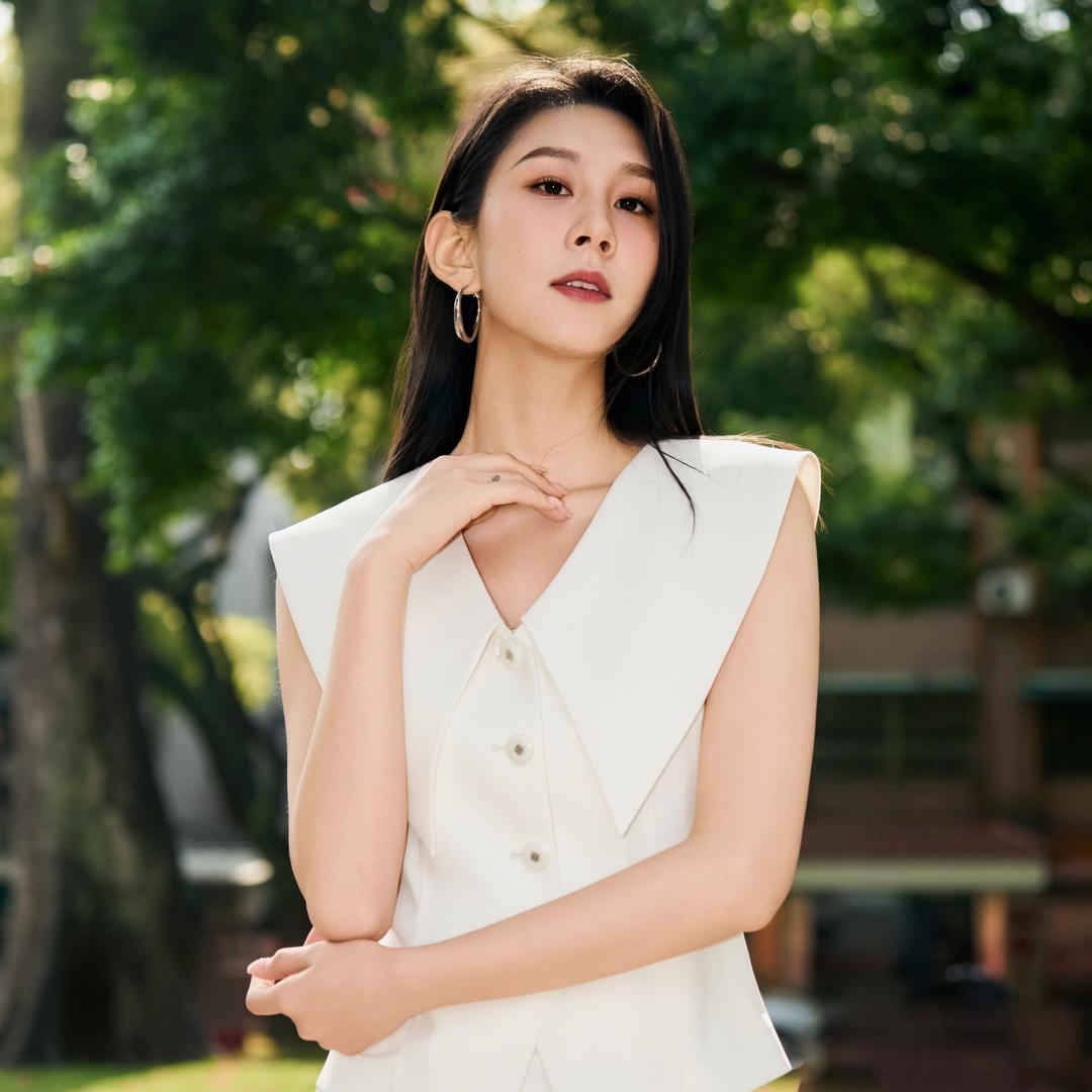 楠烁