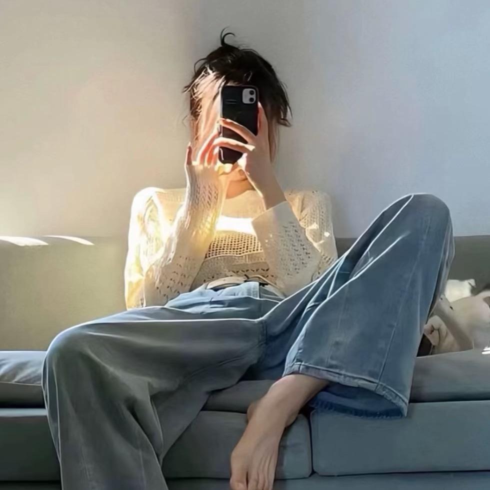 一杯生椰拿铁🥃