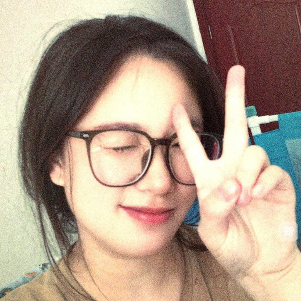 小小余