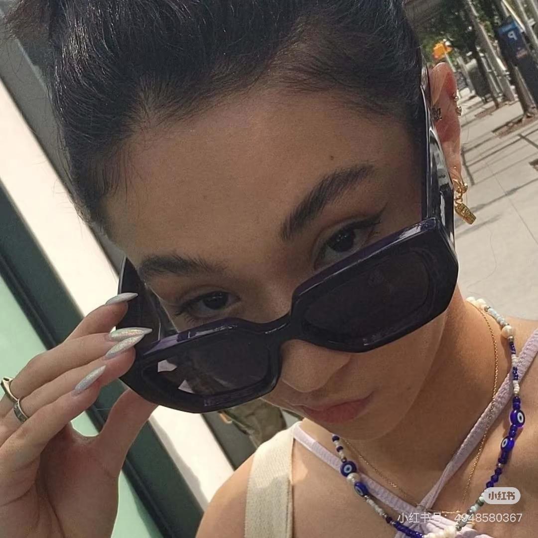 给自己起网名起到厌倦的小美