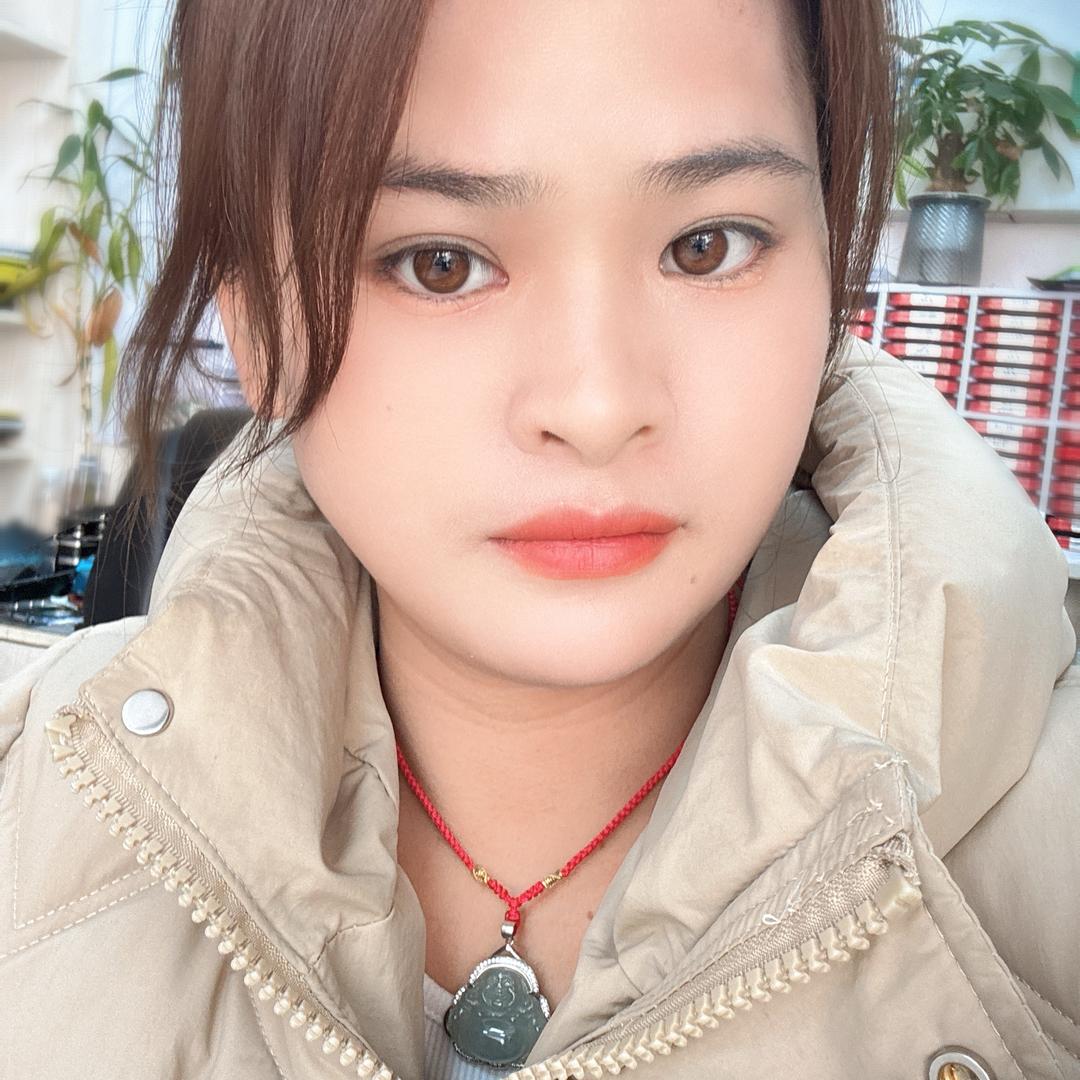 龙圩急修侠小胖妞