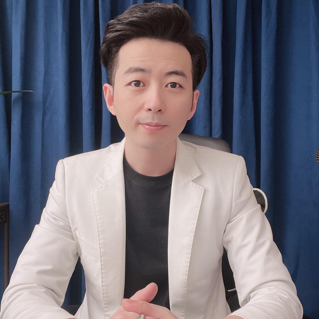 愉哥倾听