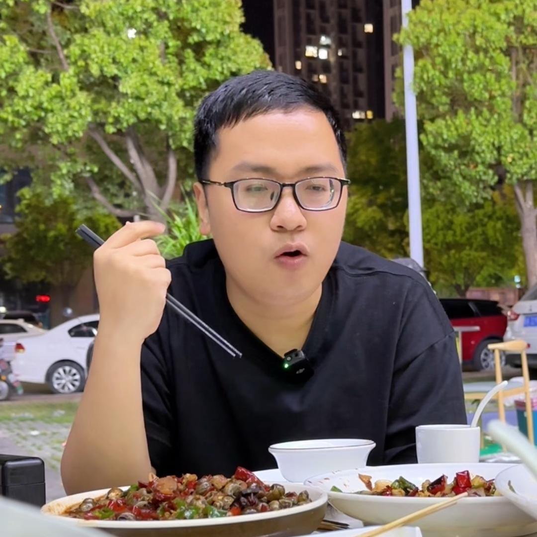小飛