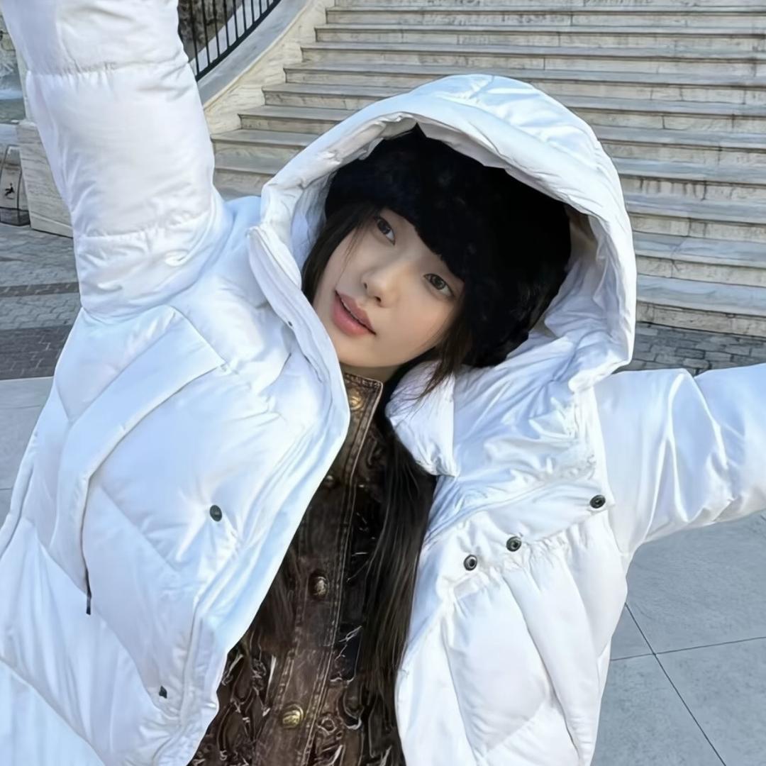 铁臂小女孩