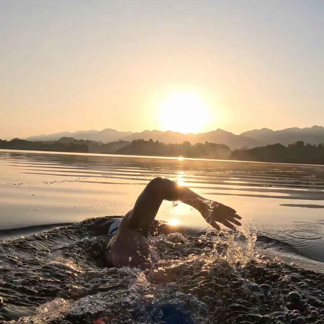 教游泳的小陈🏊