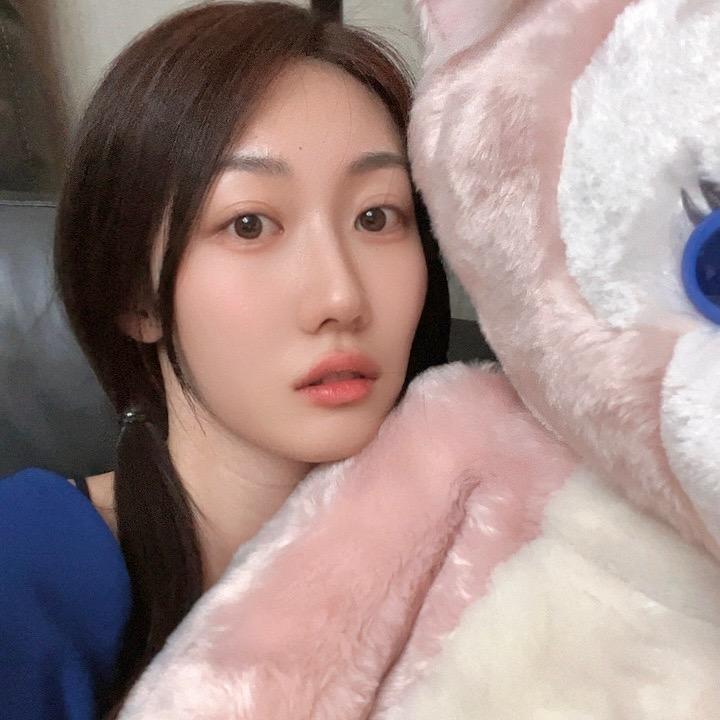 吃吃🦦️