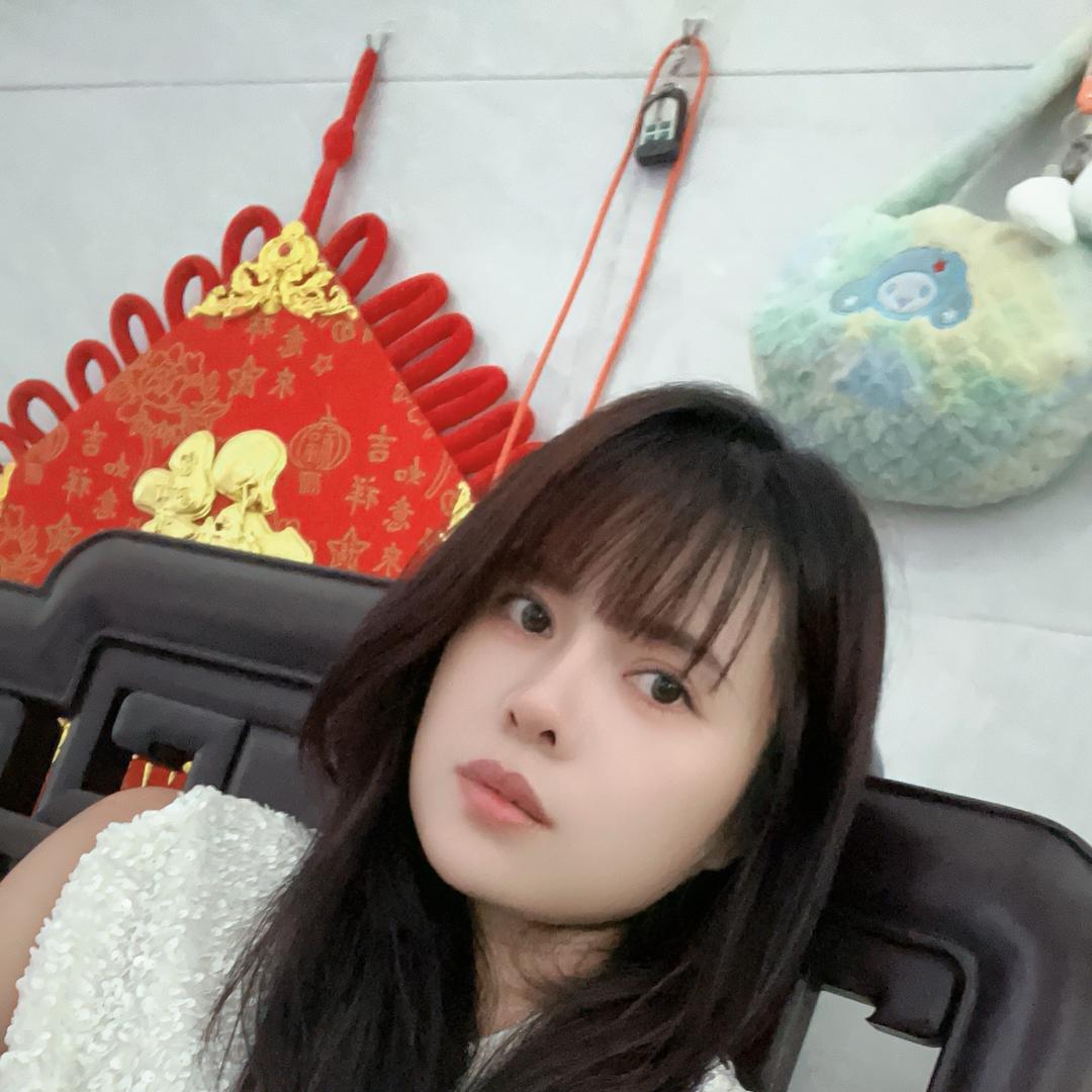 贪吃姑娘