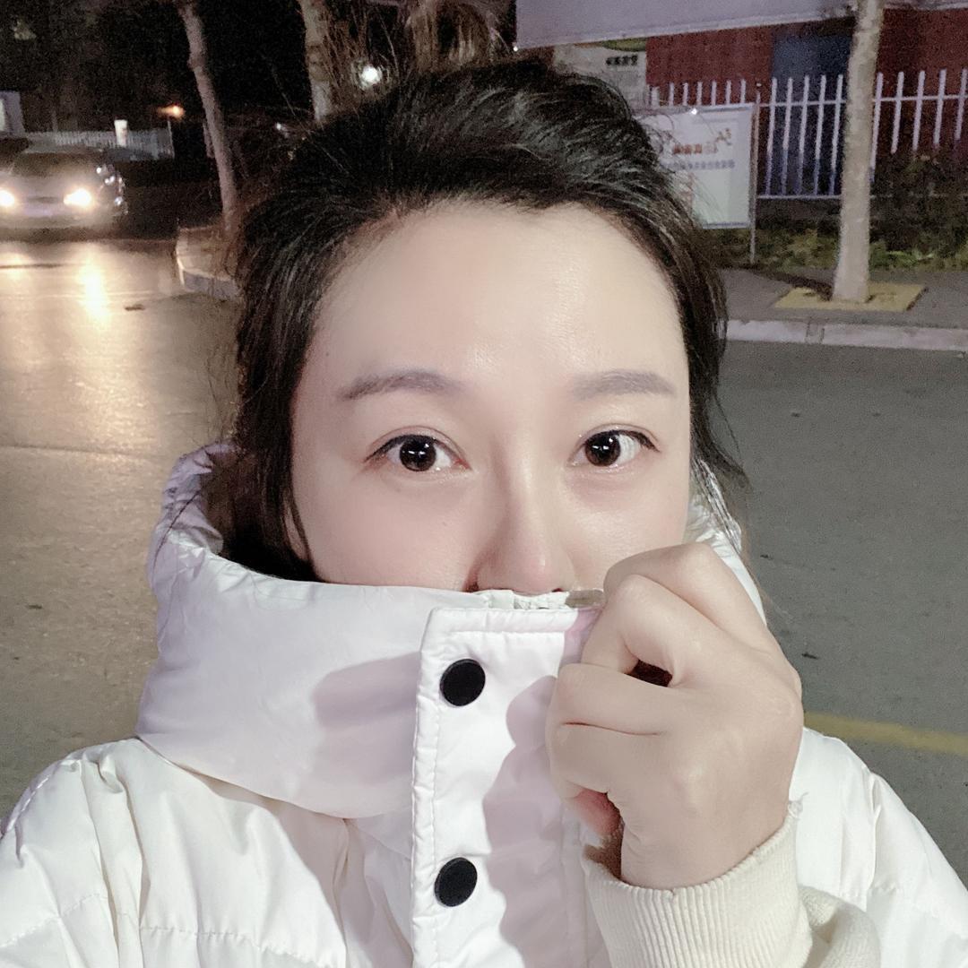 菠萝小白兔