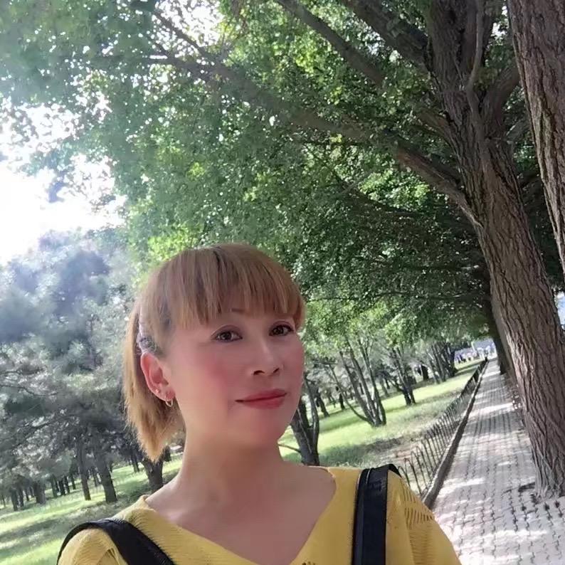 冷眼看红尘