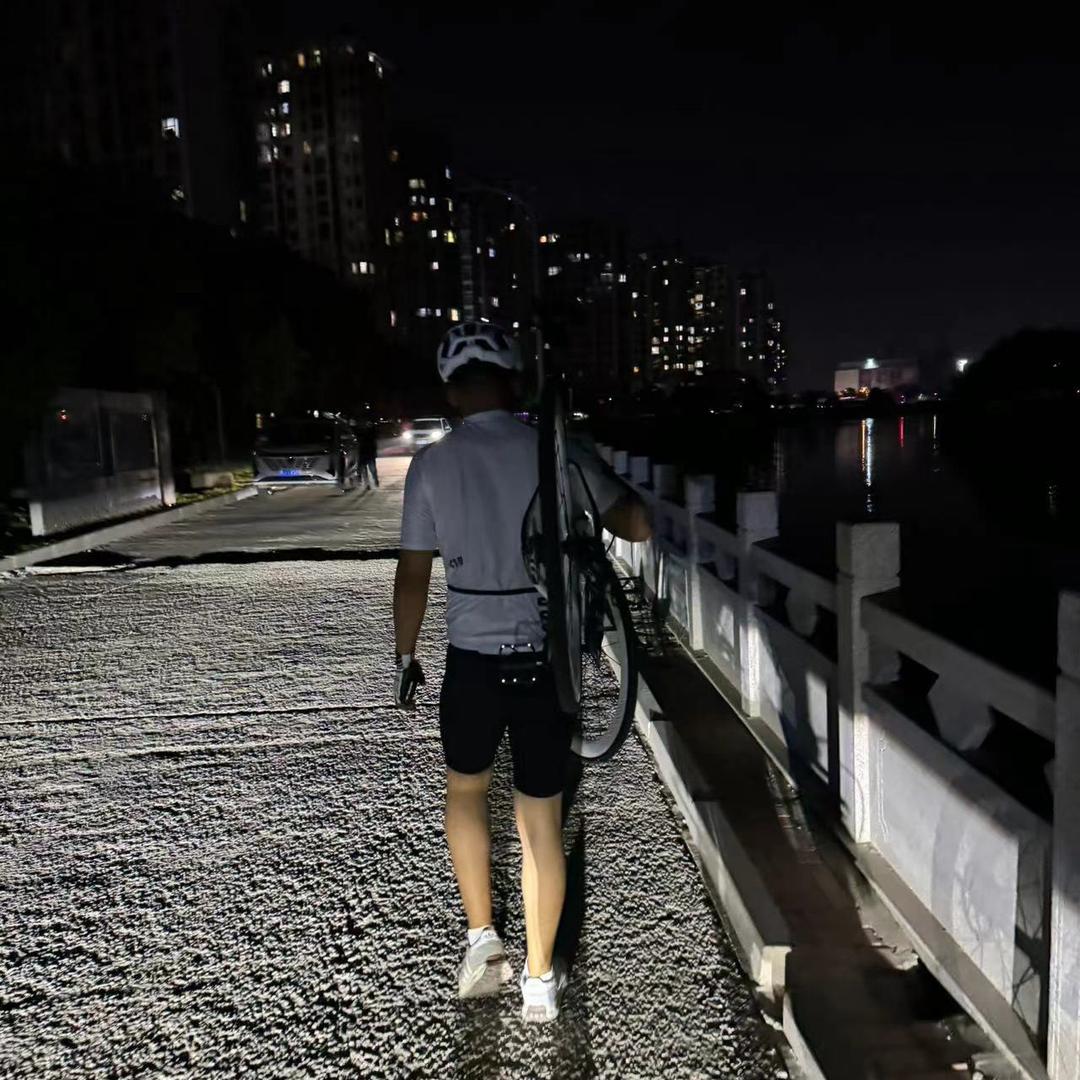 牢弟来辣
