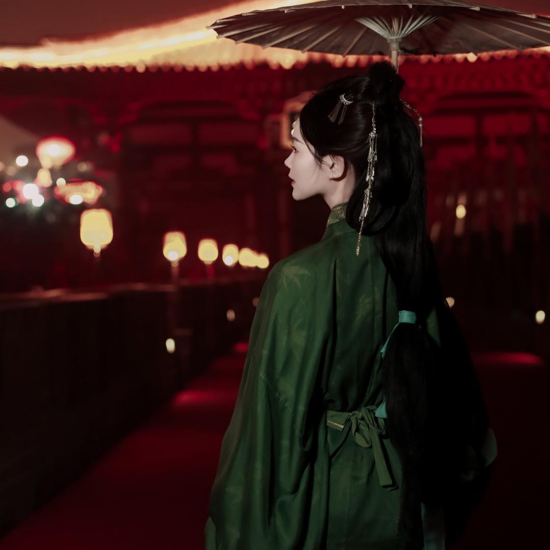 王欣欣