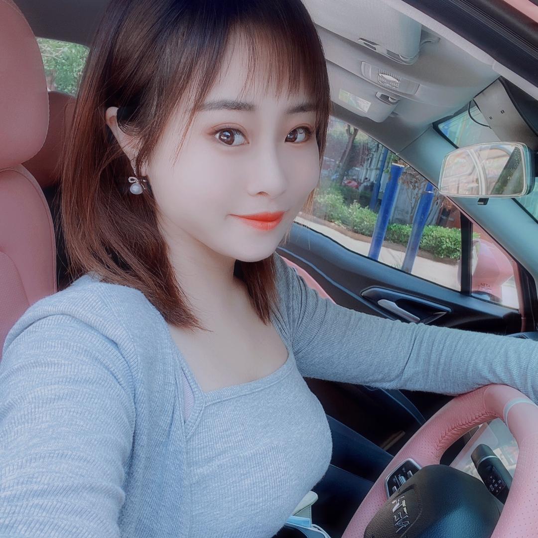 小果果🙈