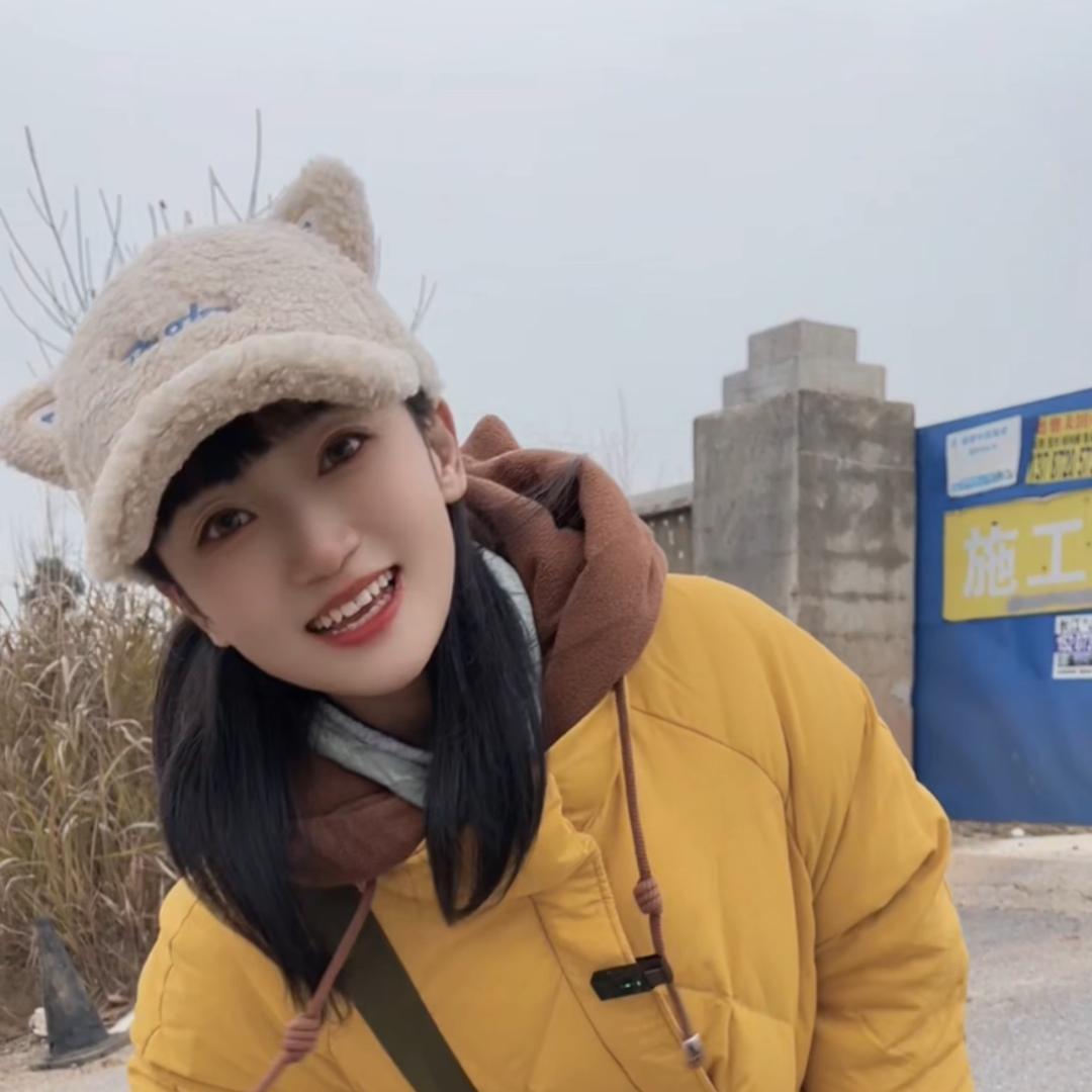 小玉儿爱钓鱼🎣