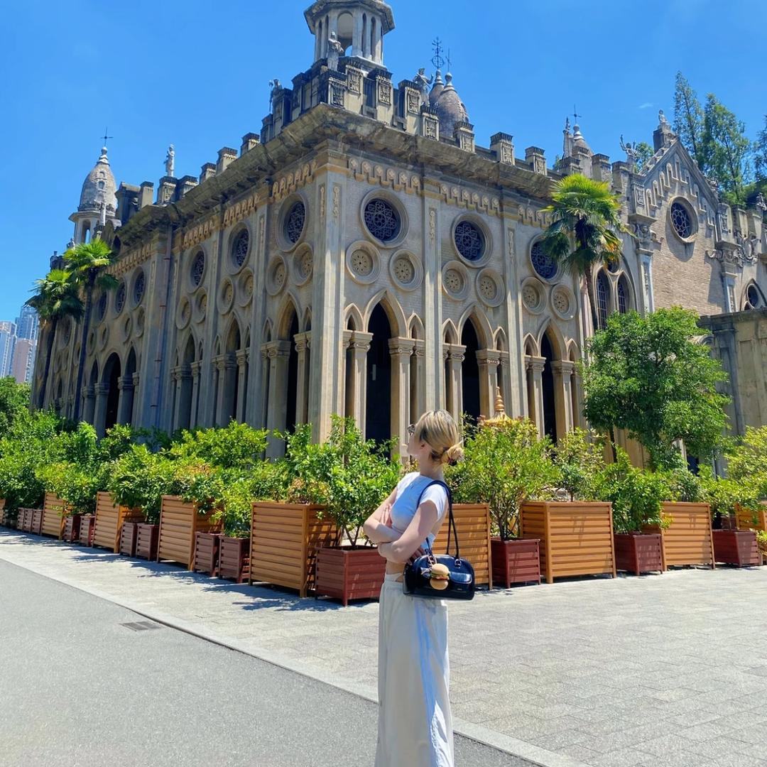 鑫森传媒-难哄小掌柜