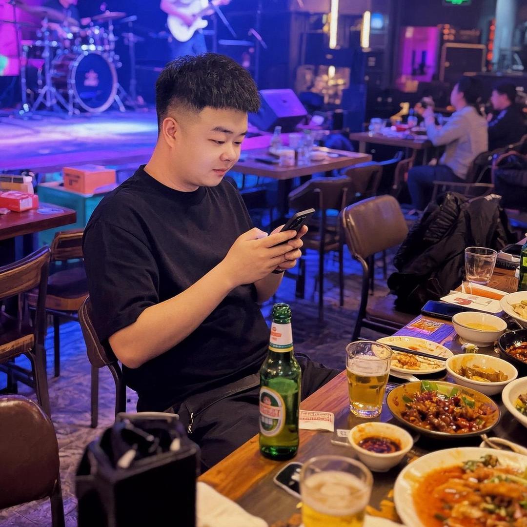 Mr·黄