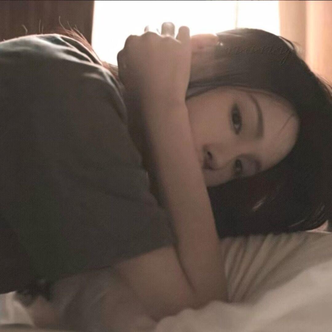 忧郁闪闪