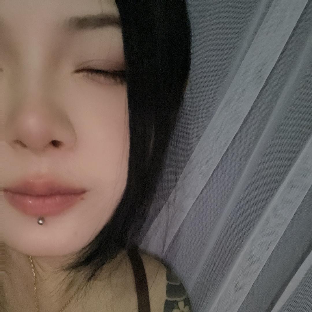 糖果不甜.🍬