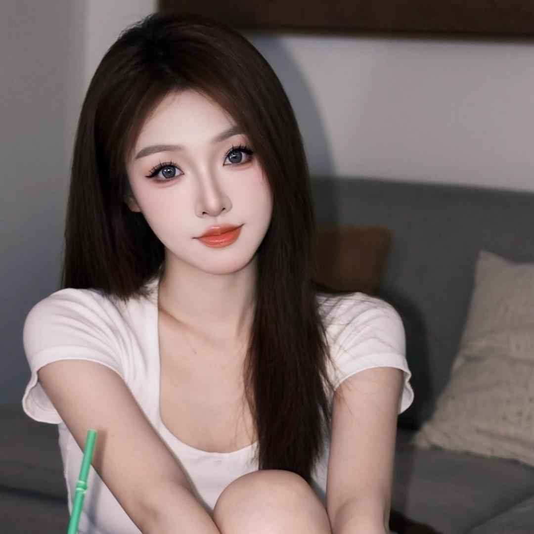 -AKIMOON