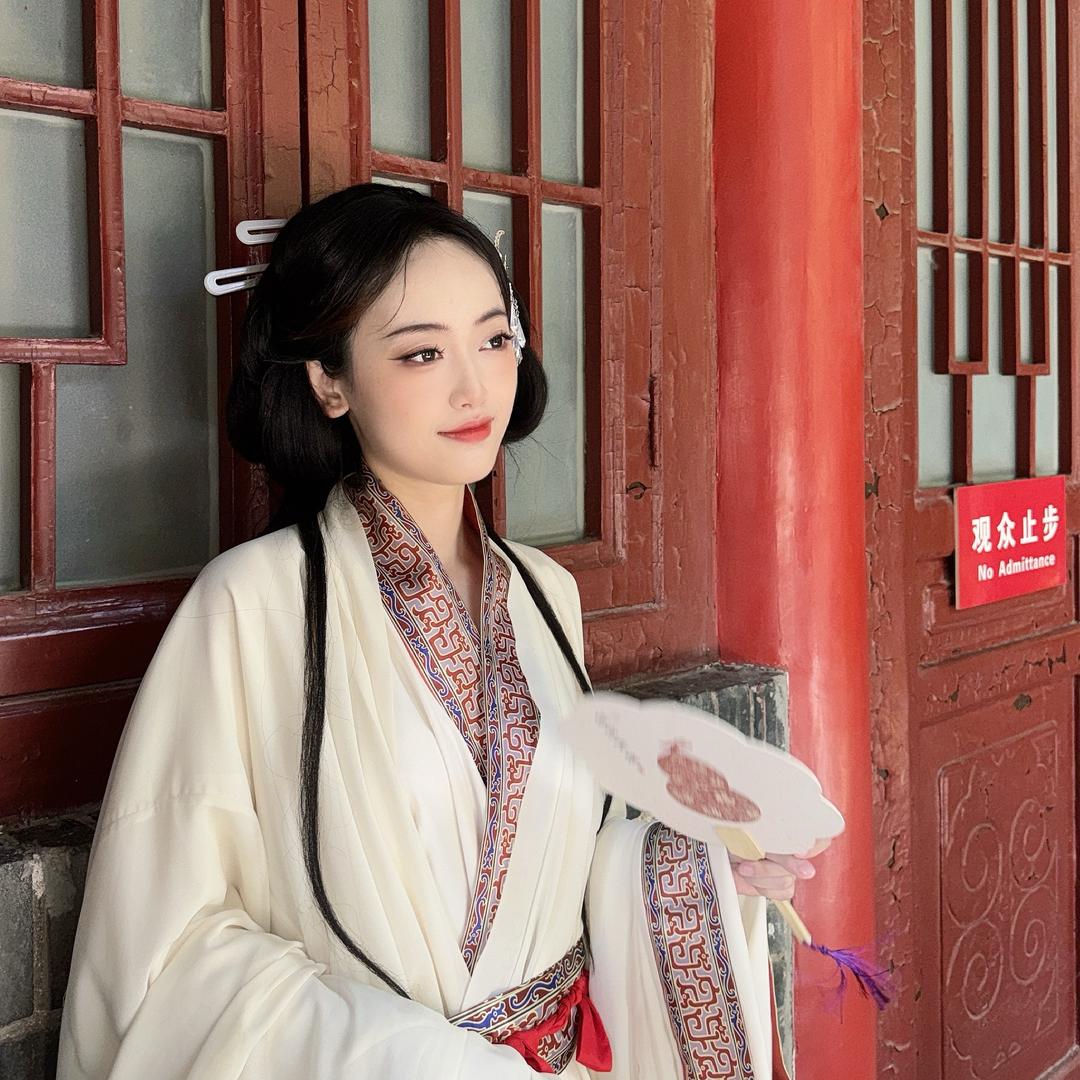 吱吱酱