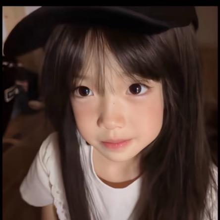 闭嘴先吃饭