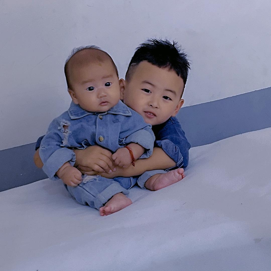 皮夹克👨‍❤️‍💋‍👨