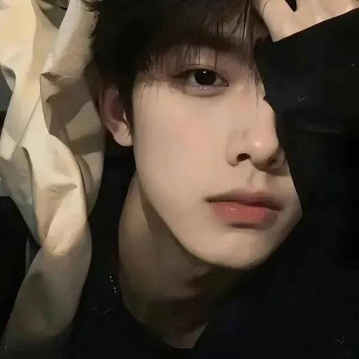 李憨憨.