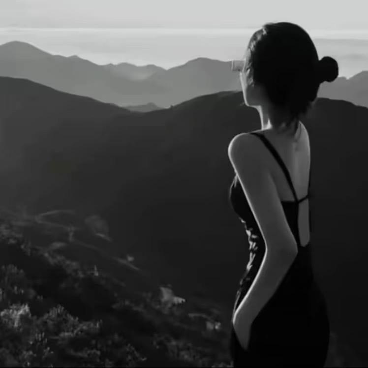 ¹雯ᶻ 𝘇 𐰁