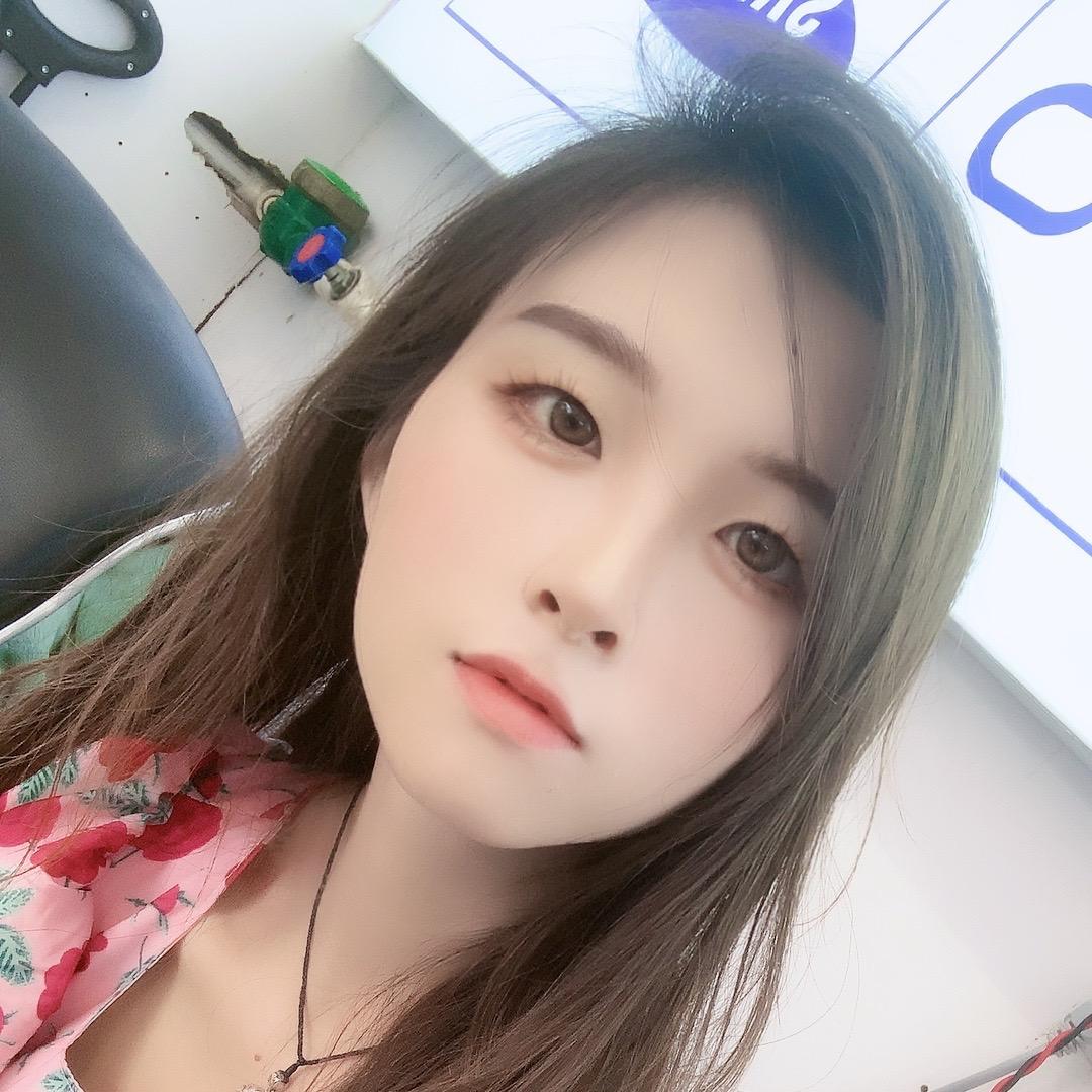 山今岑❤️塔司