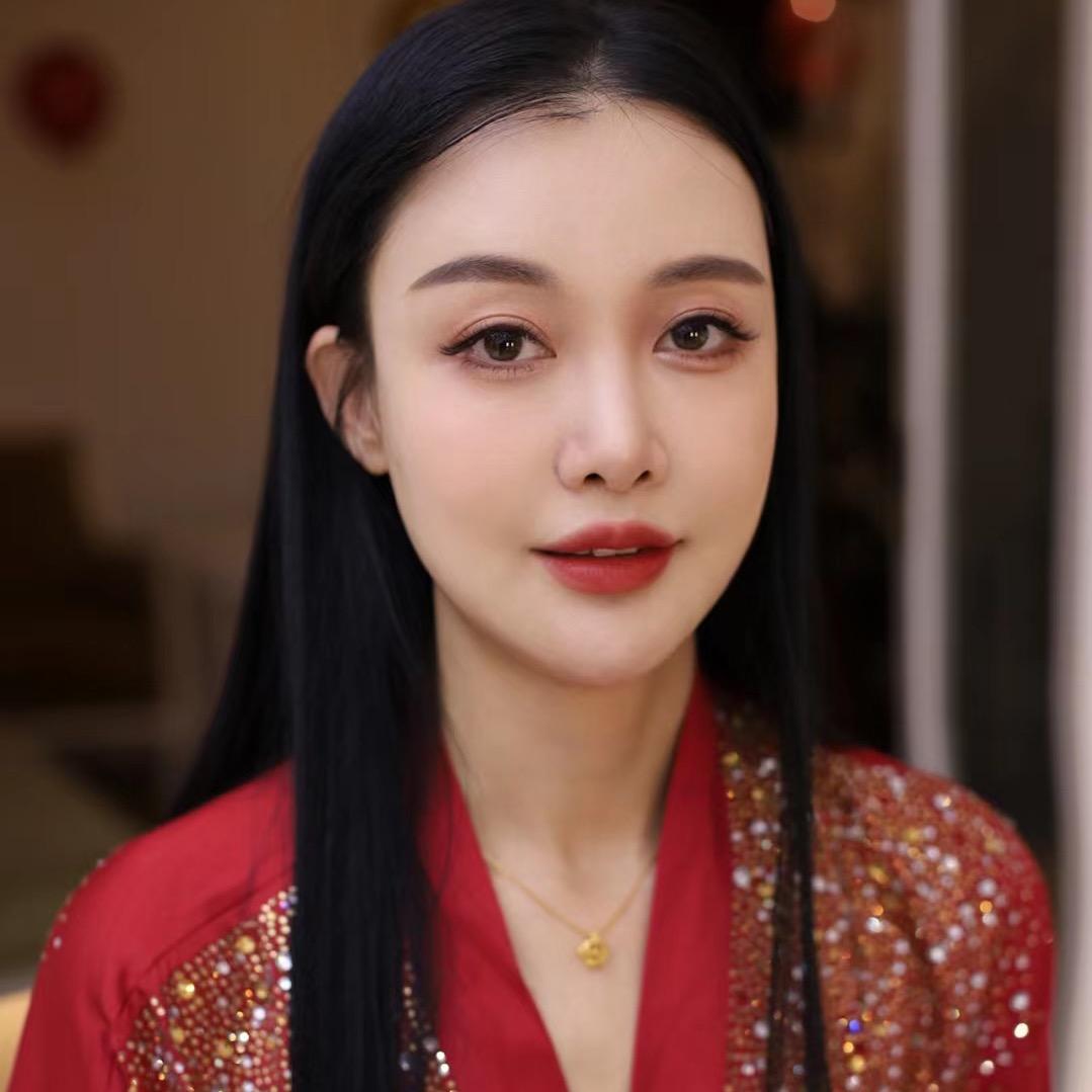 总部生态城 李胜男