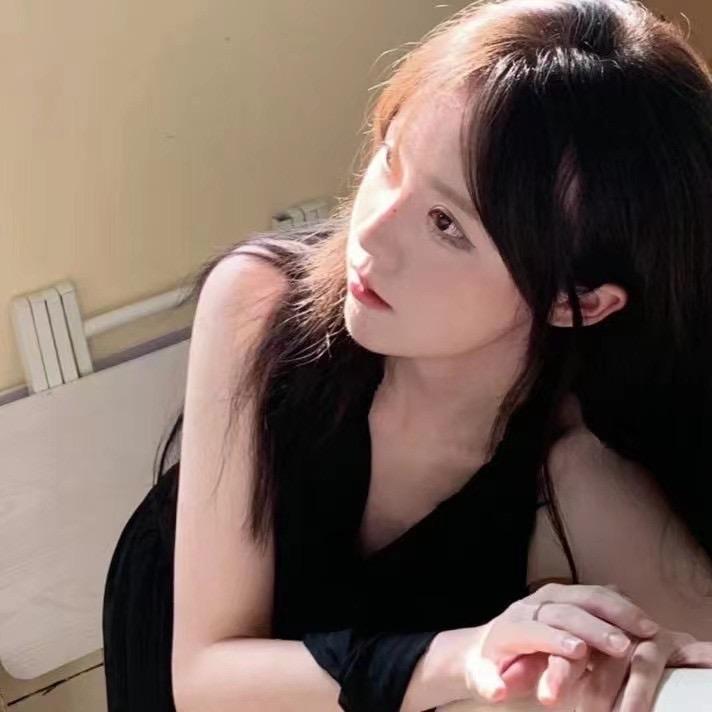 小渔.