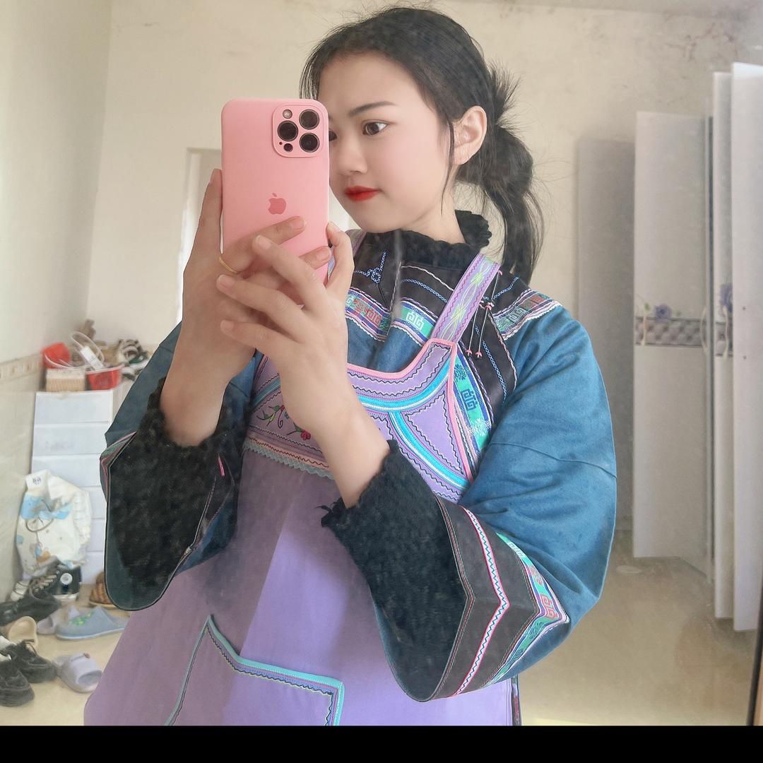 远衣绣🌸（布依族）
