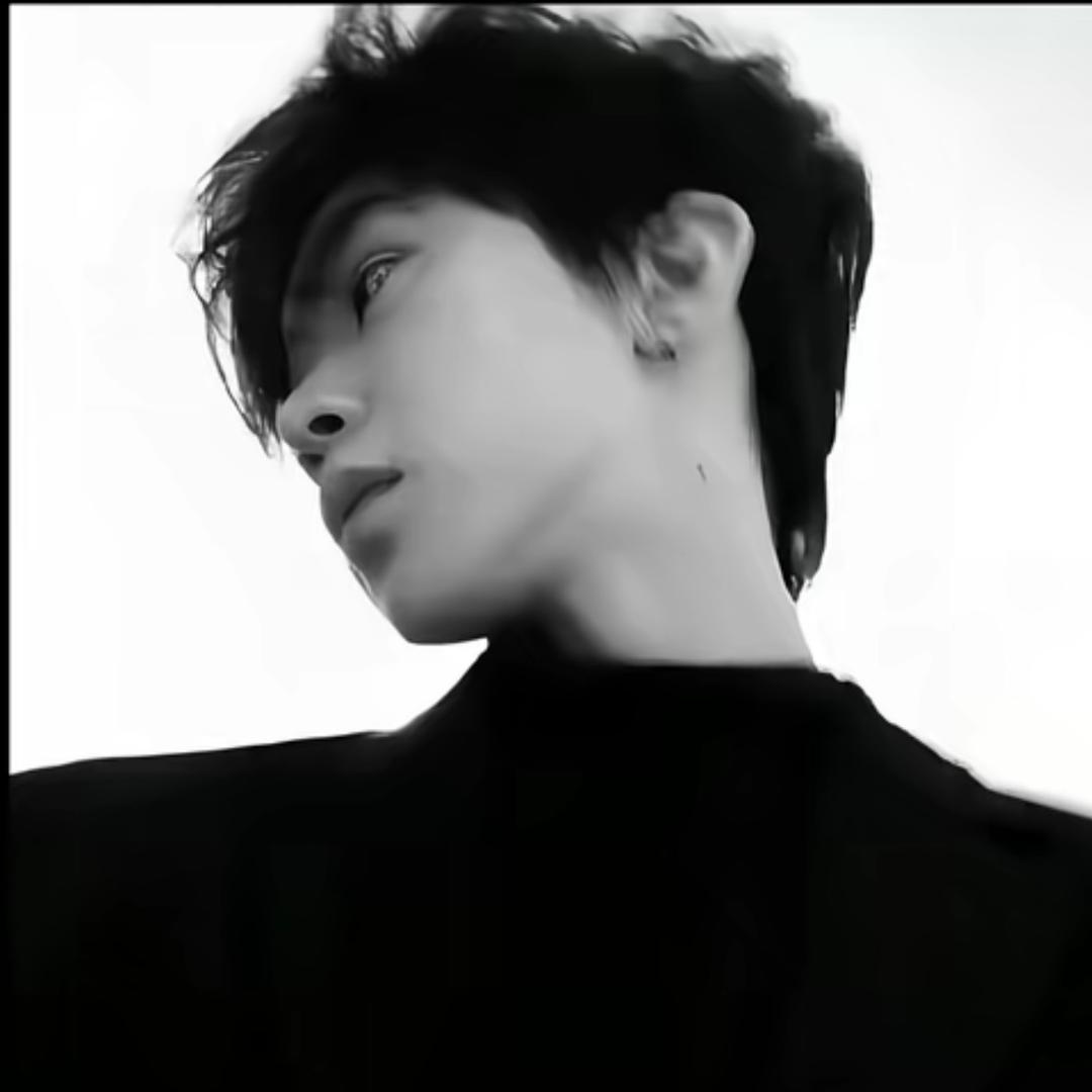 ￴￴ ￴￴ ￴ ￴￴  ￴￴