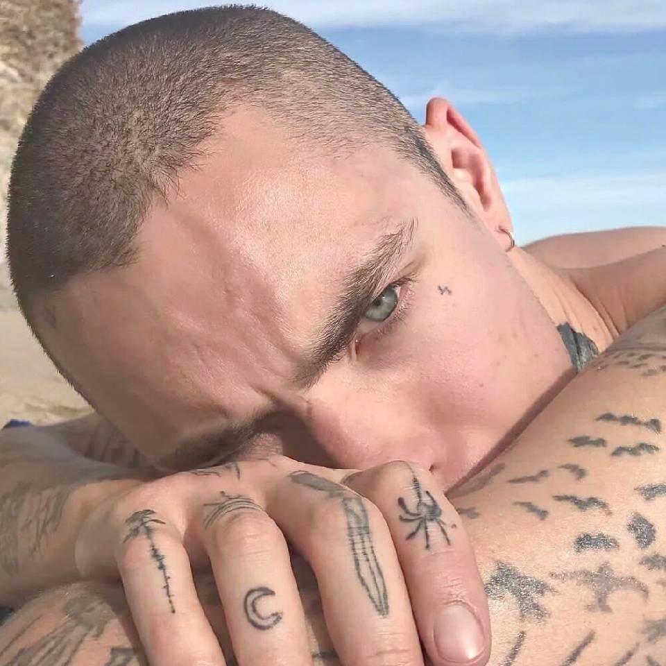 6    哥