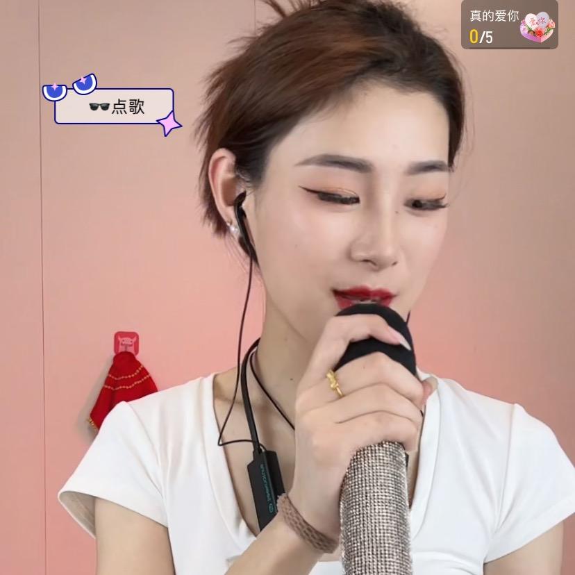 小李的小跟班🌹