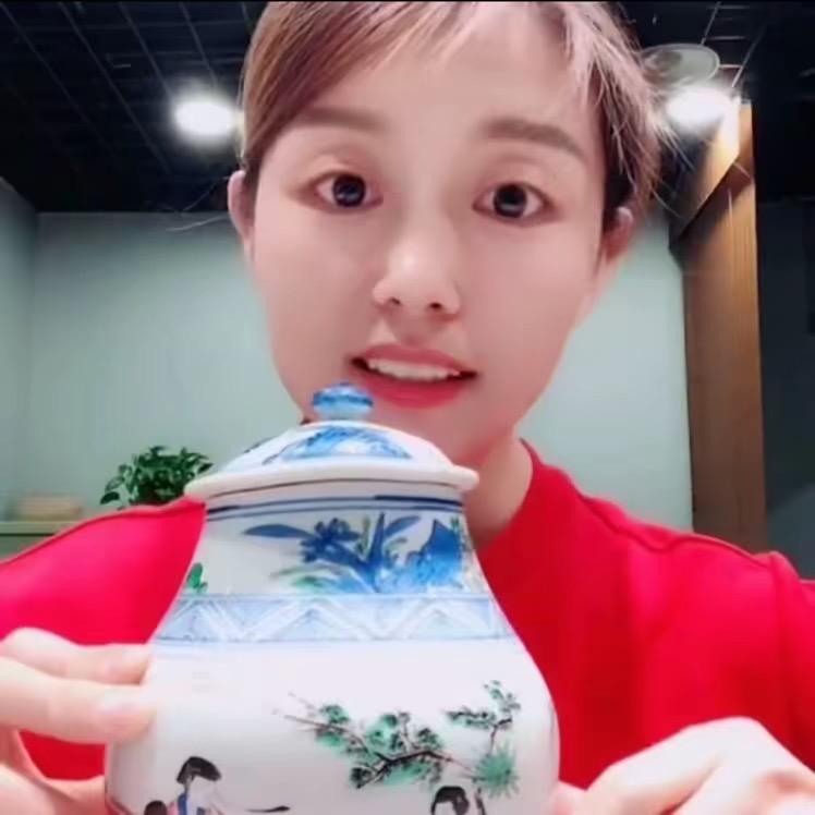 佳佳-佳佳