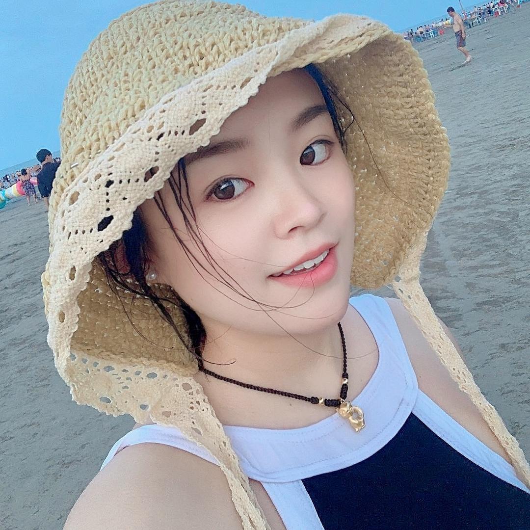 利川逸鑫豪门业厂家发货～建建