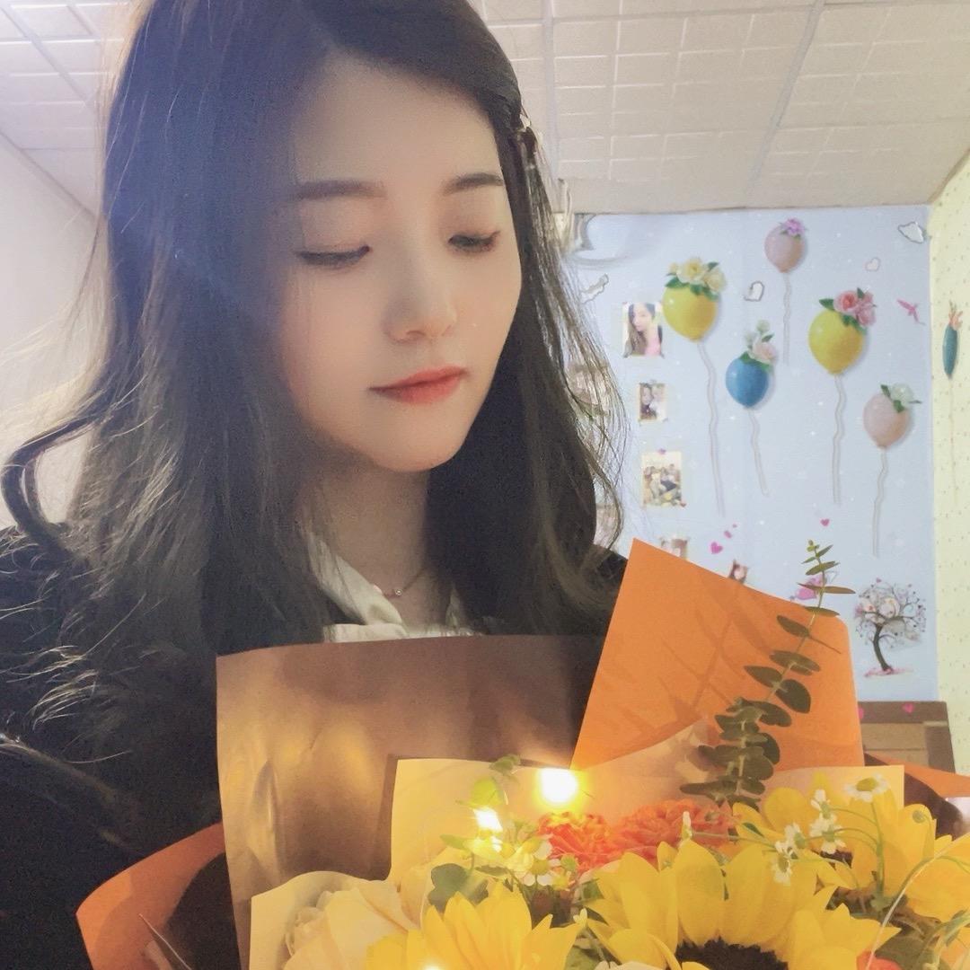💋小小💋🎈（橱窗有好物）