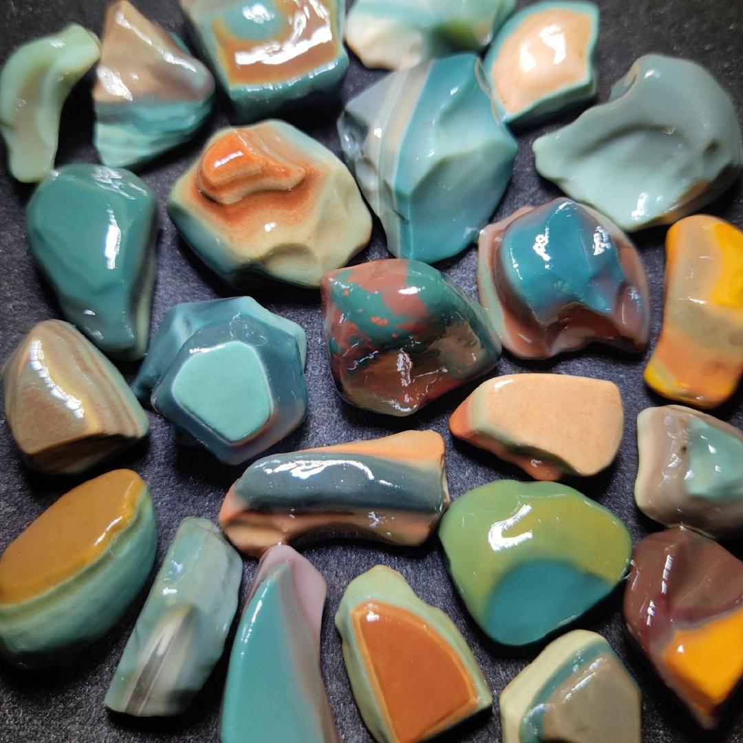 与石俱进戈壁玛瑙晶品