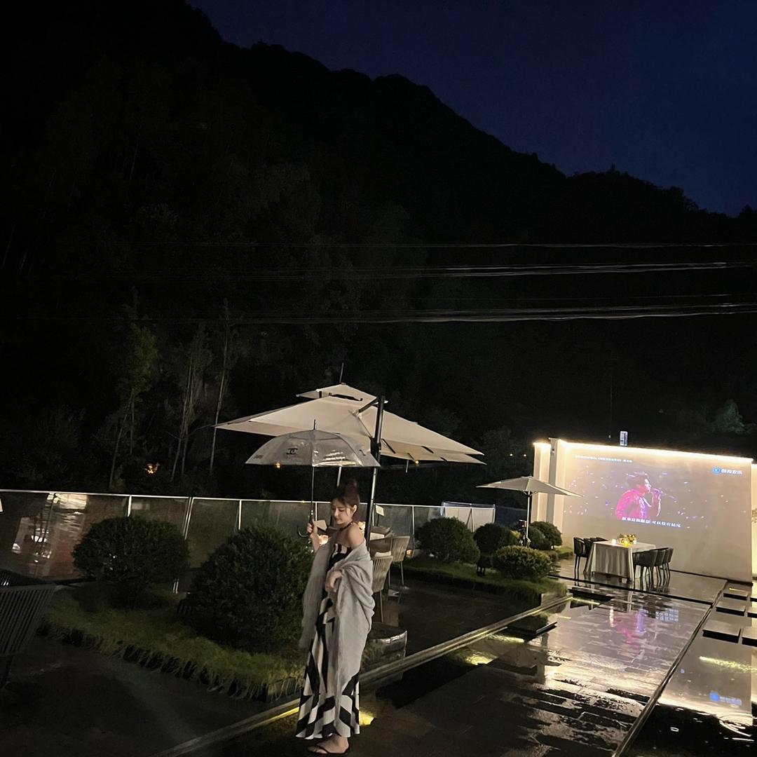 二小姐.&