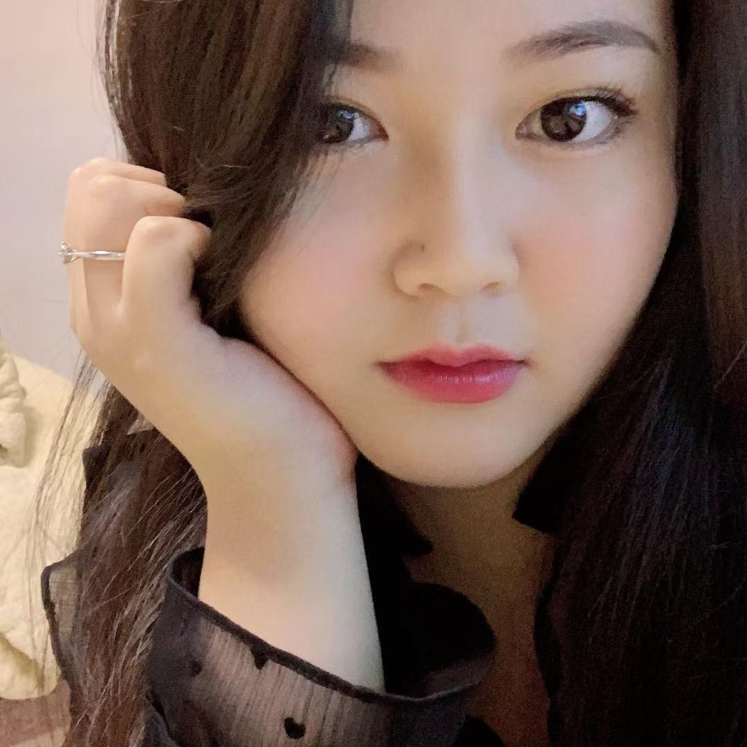 爱吃橘子的小猪