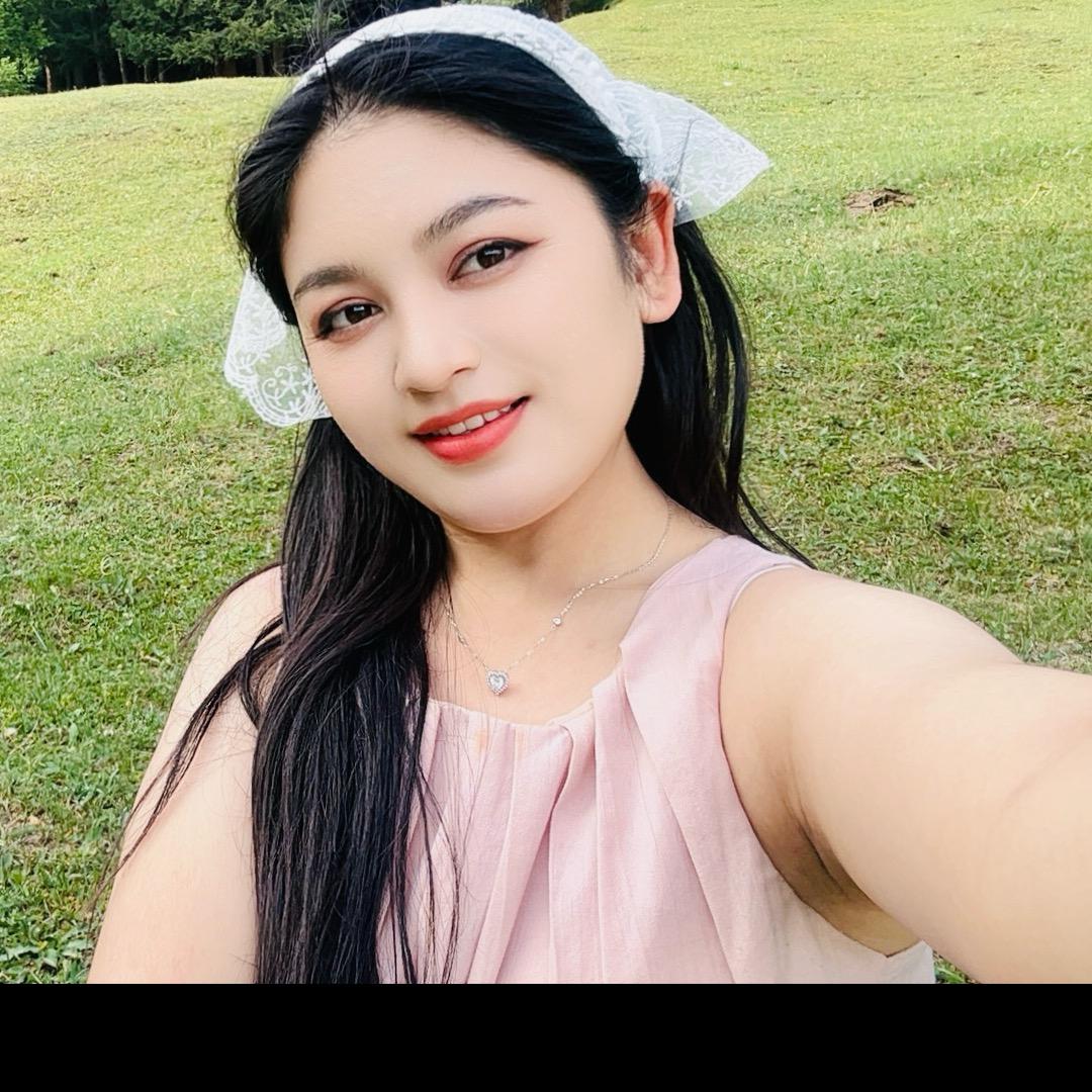 Lazwen 女装🎈